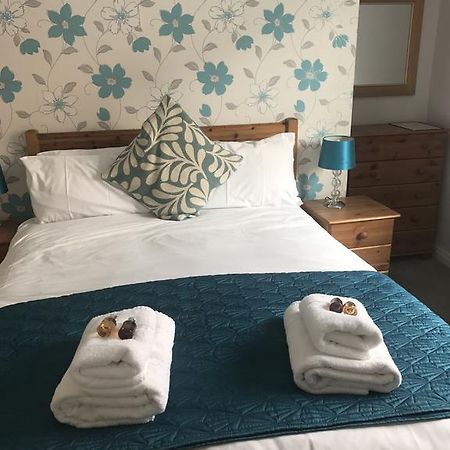 Riccarton Inn Currie Buitenkant foto