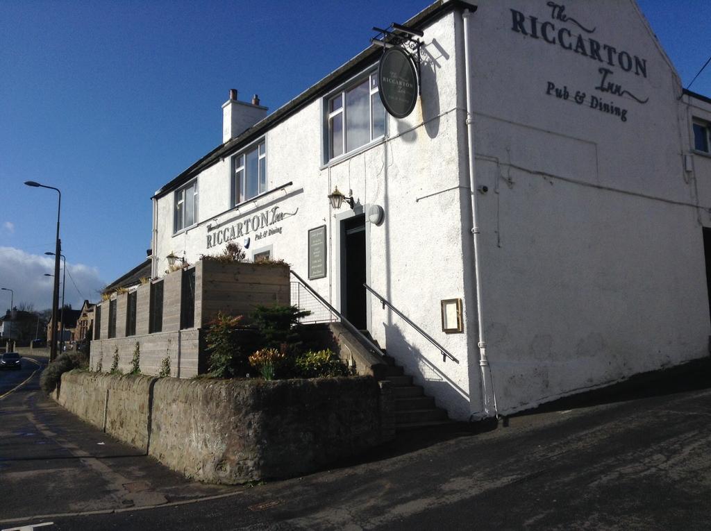 Riccarton Inn Currie Buitenkant foto