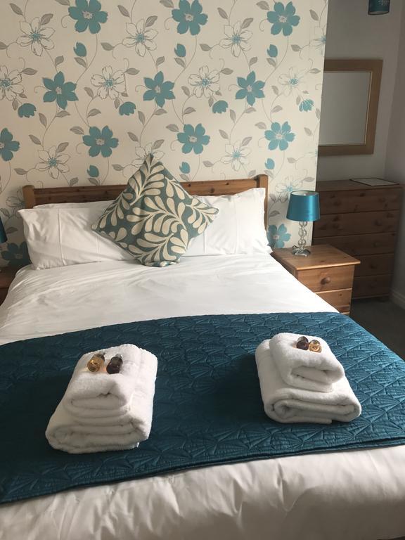 Riccarton Inn Currie Buitenkant foto